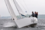 esc_6833_0136